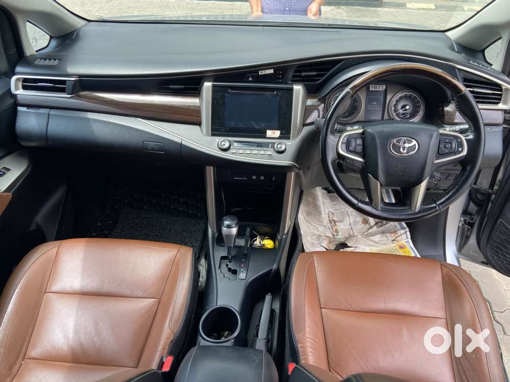 Toyota Innova Crysta 2.8z Automatic, 2018, Diesel