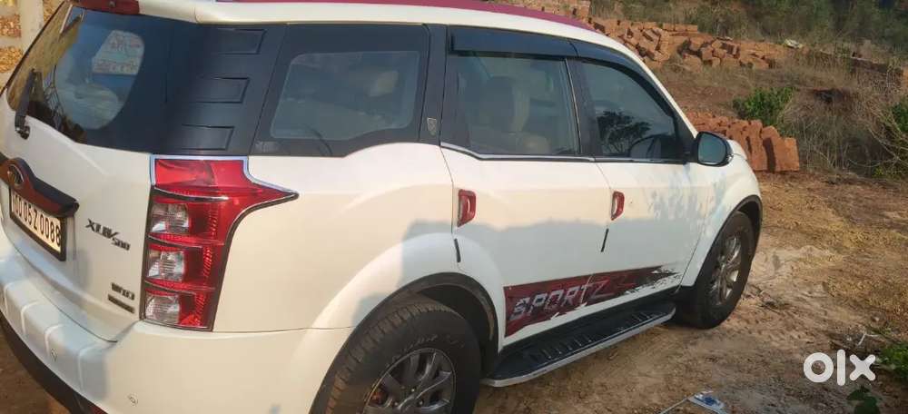 Mahindra Xuv500 2817 Diesel 82000 Km Driven