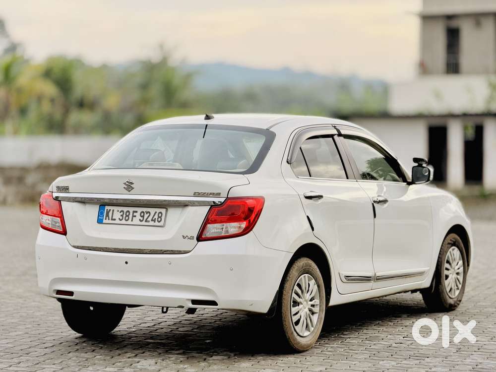 Maruti Suzuki Swift Dzire Vxi Optional, 2017, Petrol