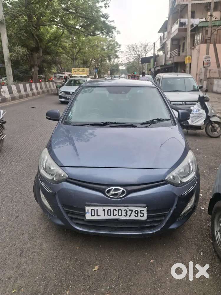I20 Sportz 2012model(may)
3rd,owner
Petrol/cng,(not,on,paper)km=80,000