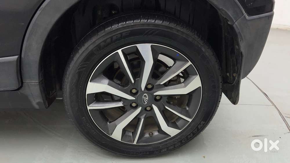Mahindra Xuv300 W8 Option, 2021, Petrol