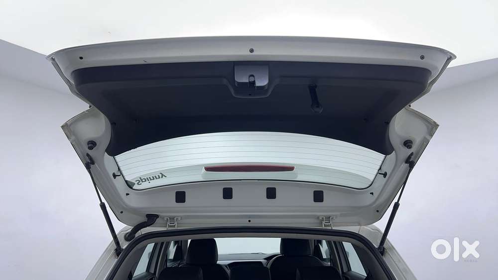 Volkswagen Taigun Topline 1.0 Tsi At (electric Seats), 2021, Petrol