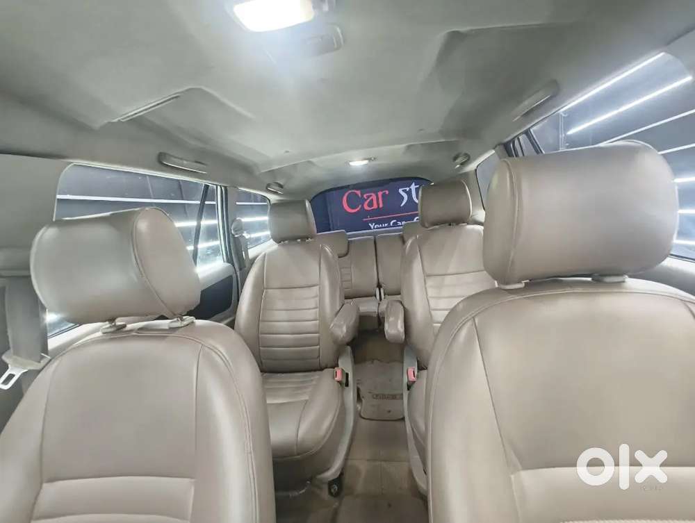 Toyota Innova 2.5 Diesel 2011 Family Used Good Condition