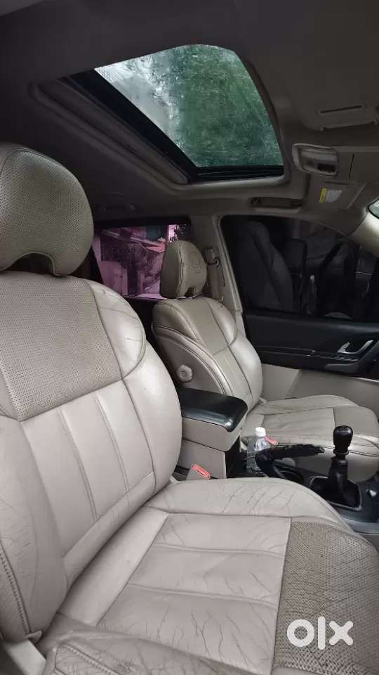 Mahindra Xuv500 At W10 Fwd, 2015, Diesel