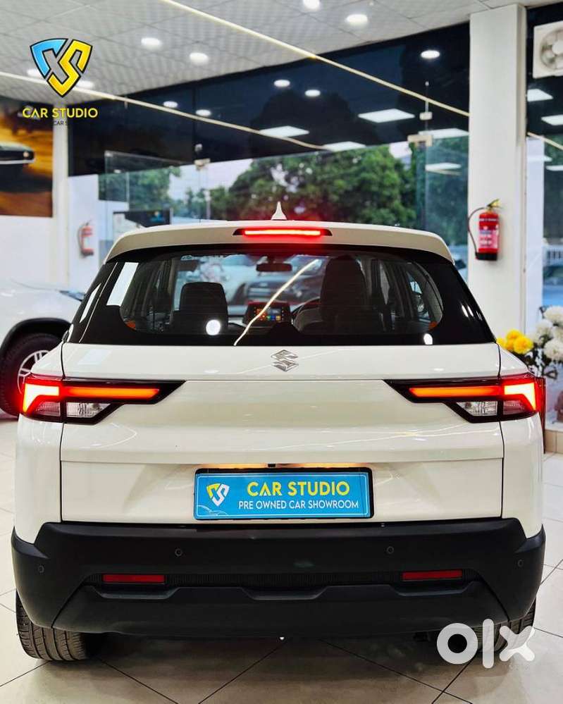 Maruti Suzuki Brezza 1.5 Vxi Smart Hybrid, 2025, Petrol