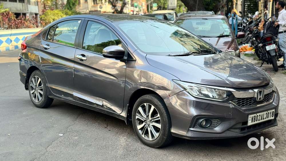 Honda City V Mt Sunroof, 2017, Petrol