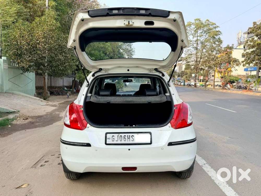 Maruti Suzuki Swift Vxi + Manual, 2015, Petrol