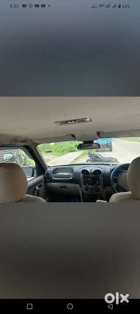 Mahindra Renault Logan 2012 Car