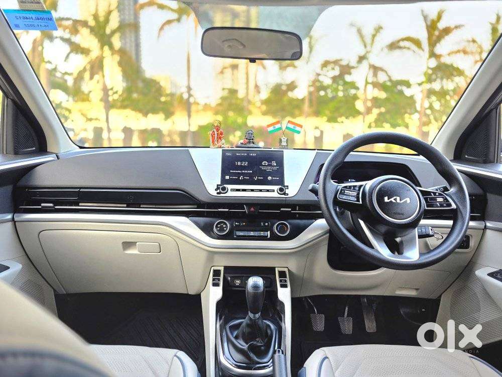 Kia Carens 1.5 Prestige 7 Str, 2022, Petrol