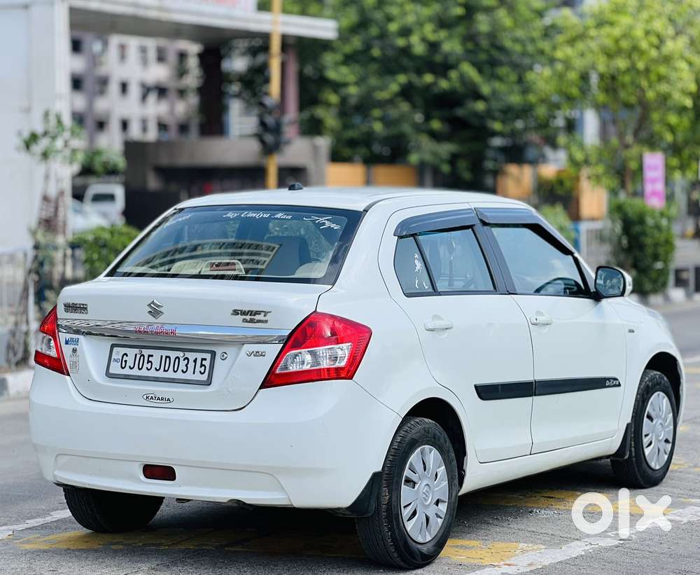 Maruti Suzuki Swift Dzire Vxi Optional, 2014, Petrol