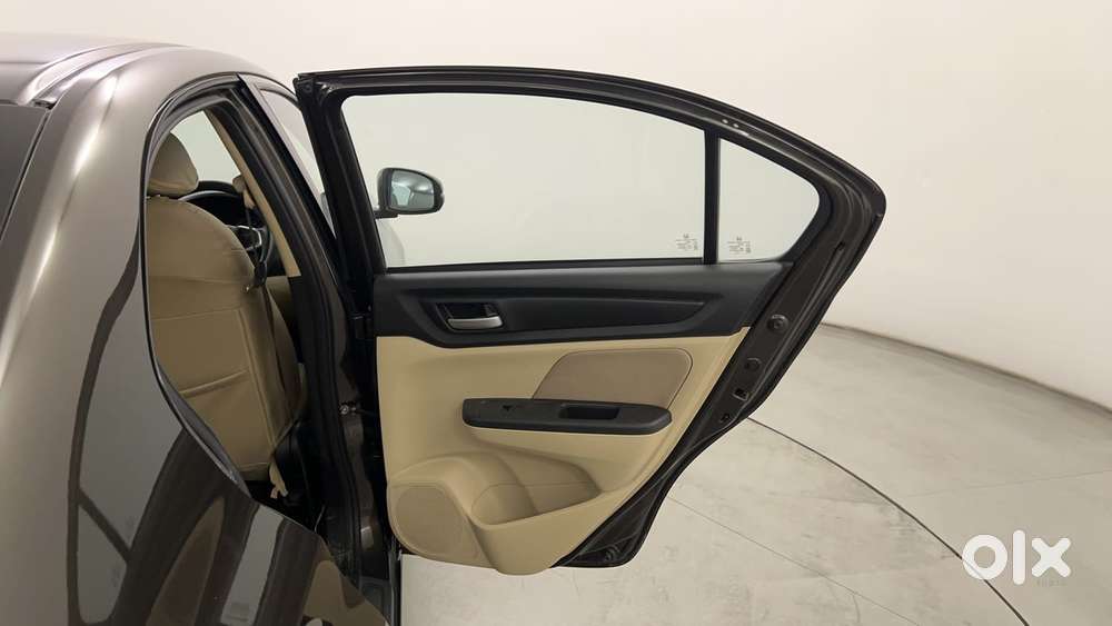 Honda Amaze Vx 1.2 Petrol Cvt, 2022, Petrol