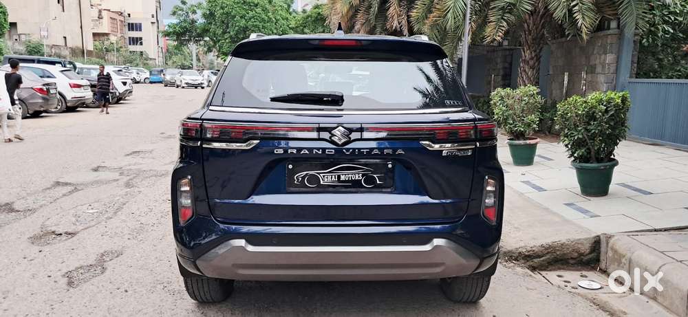 Maruti Suzuki Grand Vitara 1.5 Alpha Plus Intelligent Hybrid Ecvt, 2..