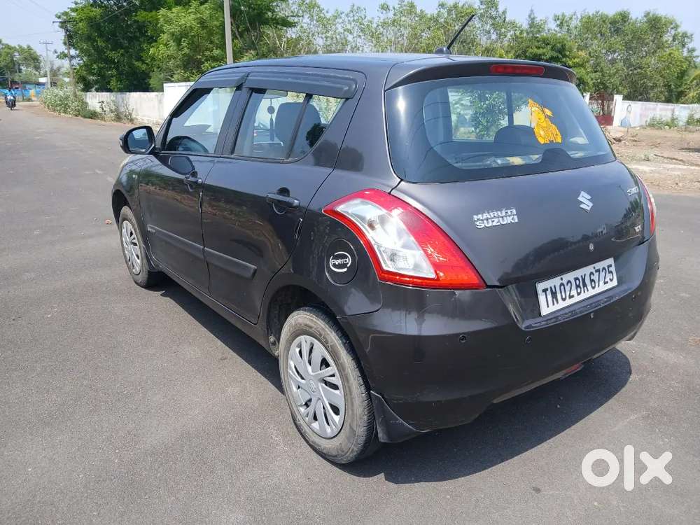 Maruti Suzuki Swift 2017 Petrol 123258 Km Driven