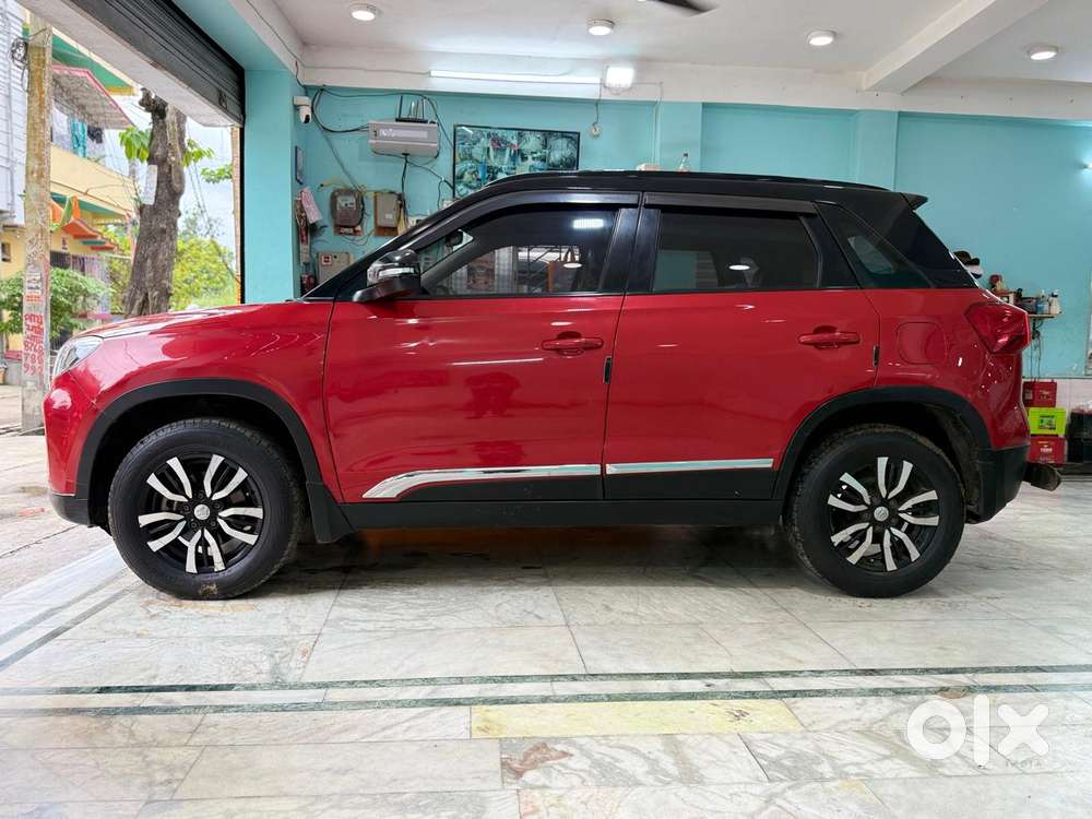 Maruti Suzuki Brezza Zxi Plus Smart Hybrid, 2020, Petrol