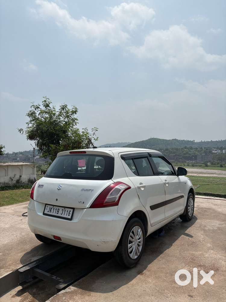 Maruti Suzuki Swift Petrol 2015