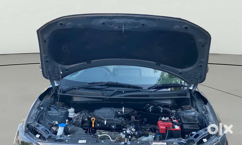 Maruti Suzuki Swift Dzire Amt Zxi, 2025, Petrol