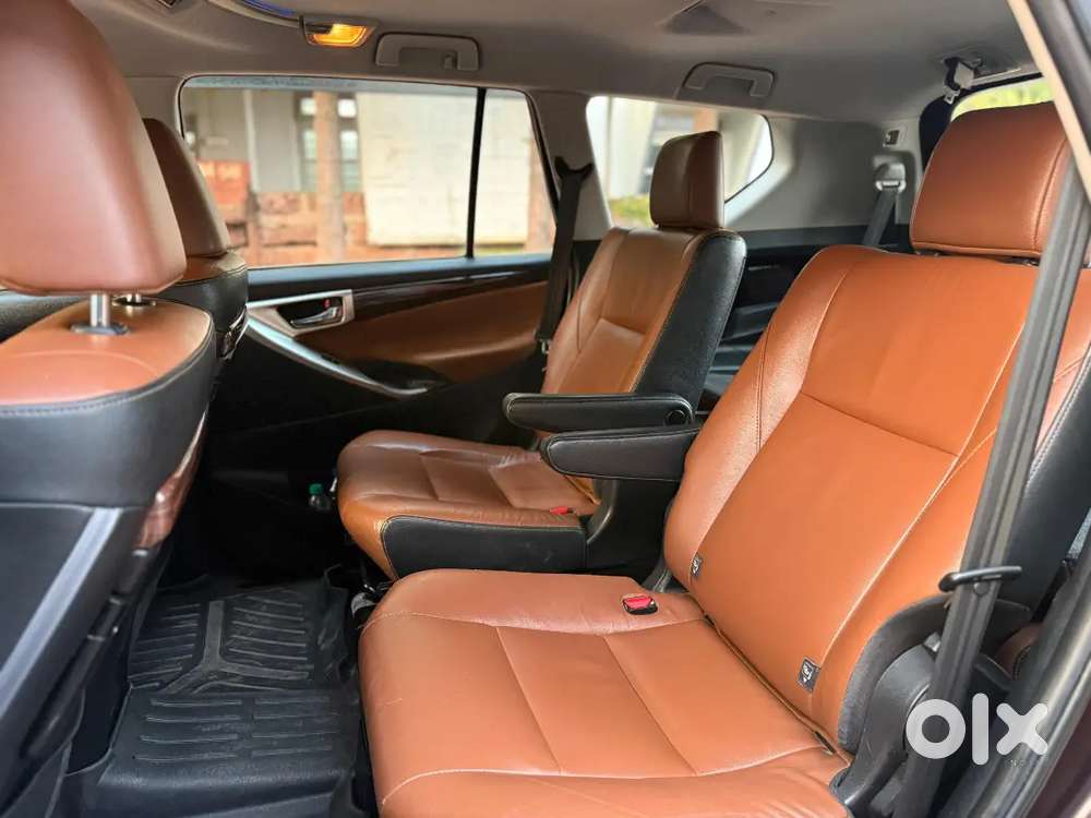 Toyota Innova Crysta 2016 2.8 Z Automatic