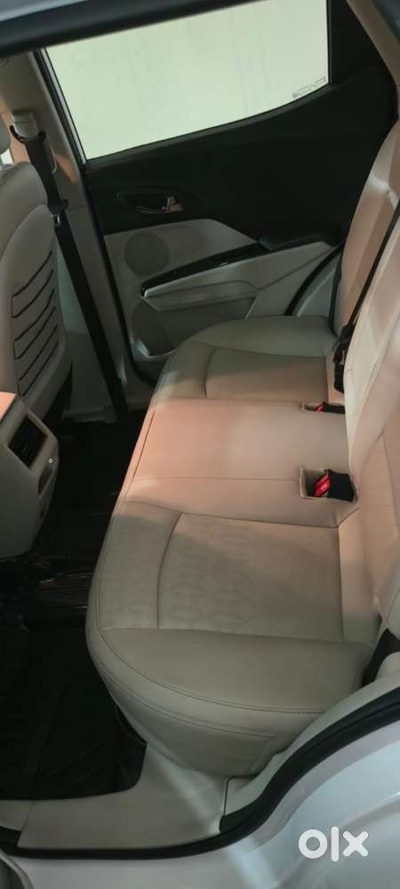 Mahindra Xuv400 El Pro 2024