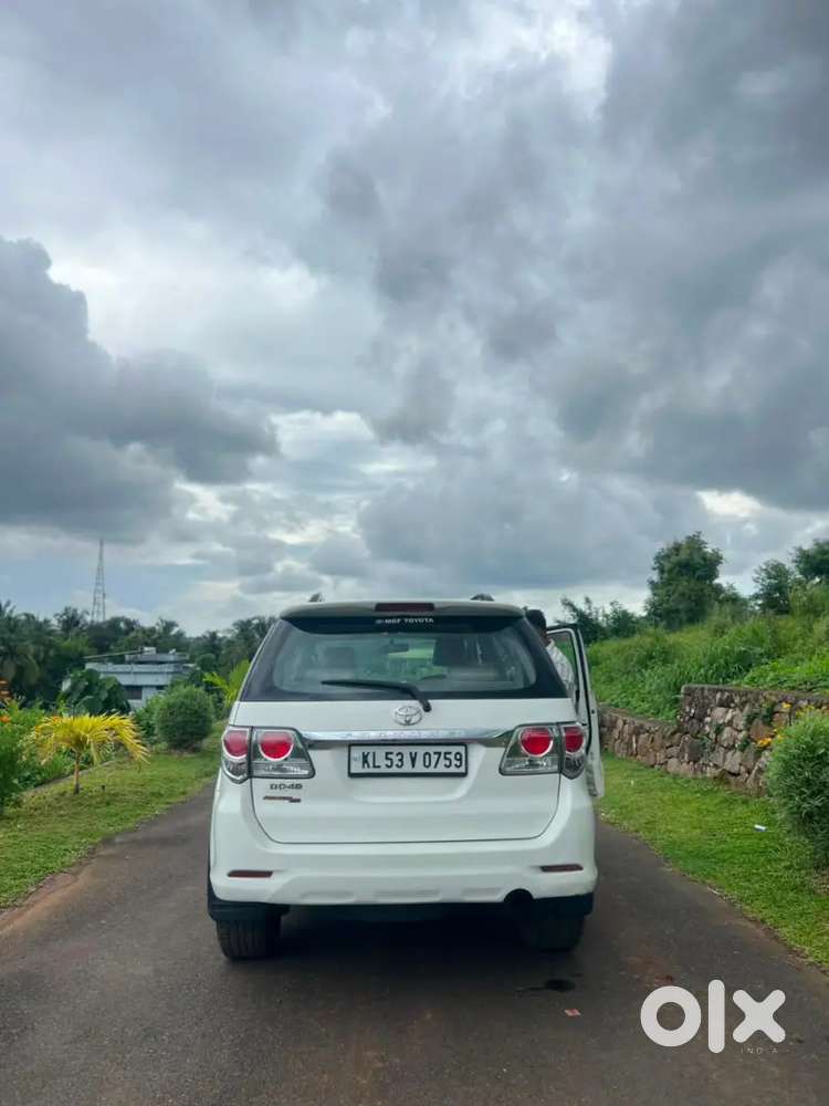 Toyota Fortuner Diesel 2015