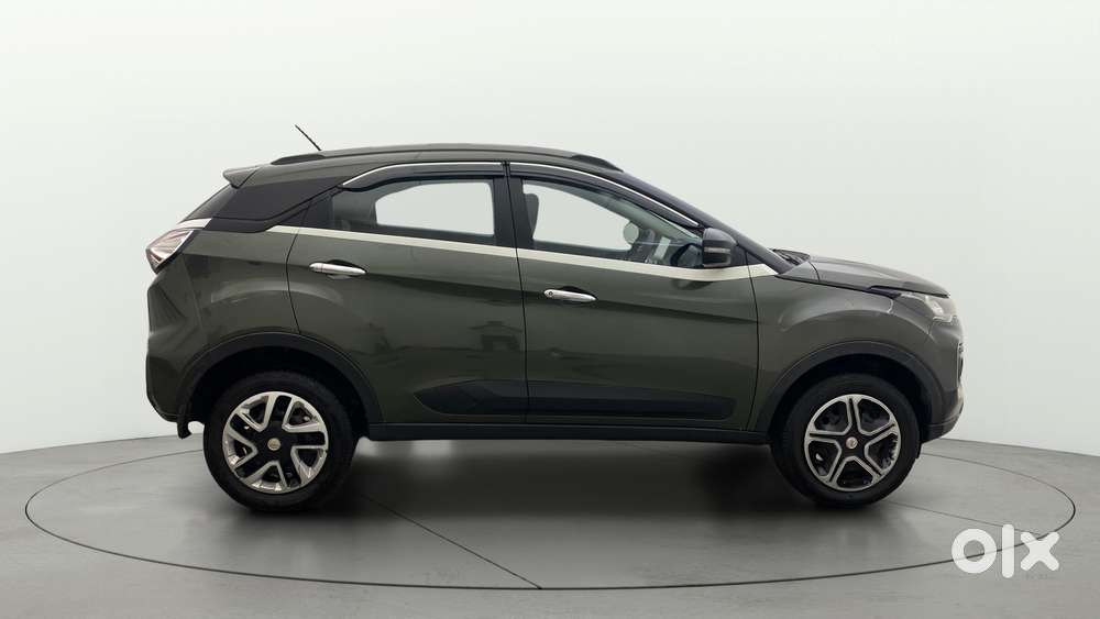 Tata Nexon 1.2 Revotron Xm (s), 2023, Petrol