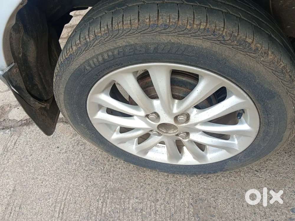 Toyota Etios Liva 2012