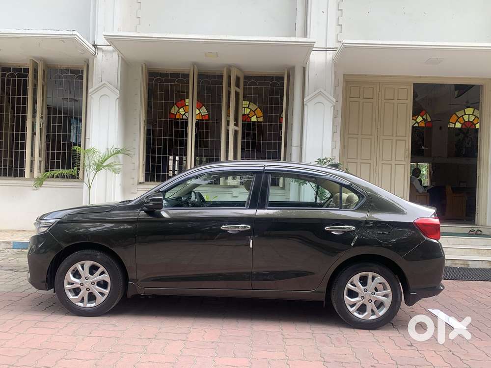 Honda Amaze 2nd Gen Vx, 2019, Petrol