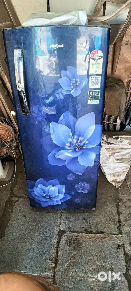 Blue.SW～プロフ参照様 Whirlpool Single door 208 litre 1 year old - Fridges in Grant Road