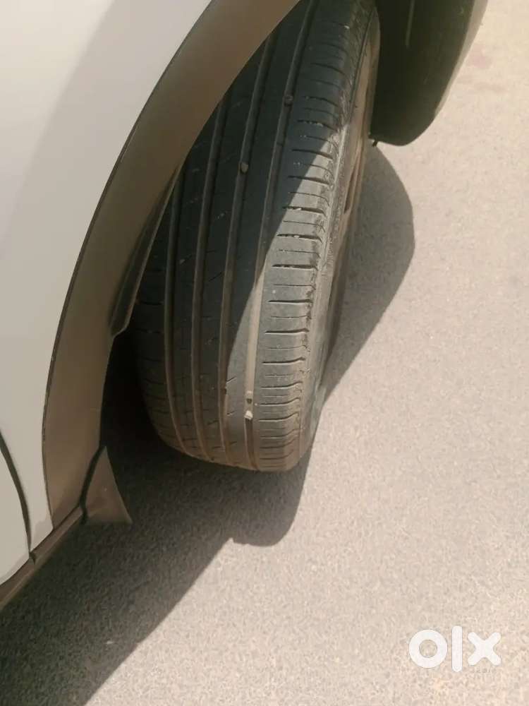 Hyundai Venue 2020 Petrol Well Maintained