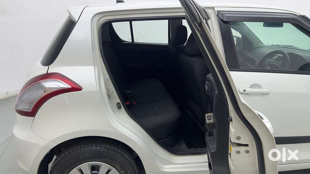 Maruti Suzuki Swift 1.3 Lxi, 2013, Petrol