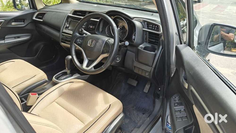 Honda Jazz V Cvt, 2018, Petrol