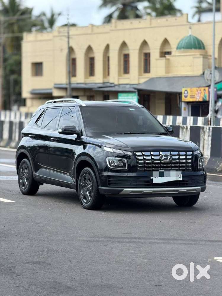 Hyundai Venue 1.2 S Plus, 2023, Petrol