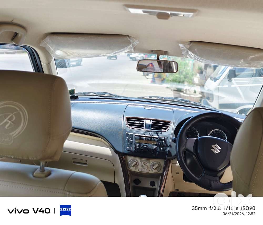 Maruti Suzuki Swift Dzire Vxi Optional, 2014, Petrol