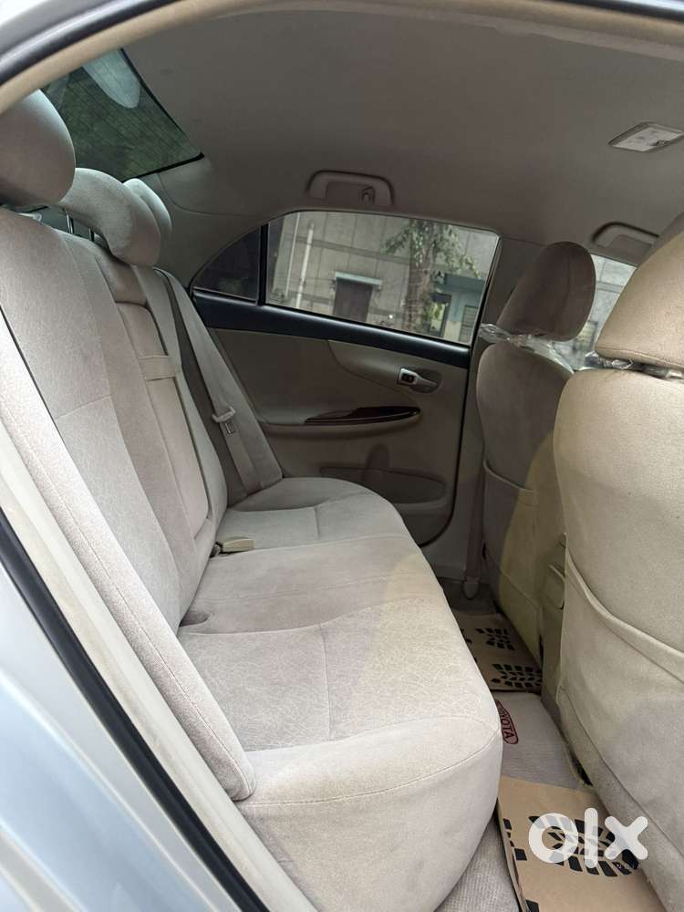 Toyota Corolla Altis 2010-2013 G Hv At, 2013, Petrol