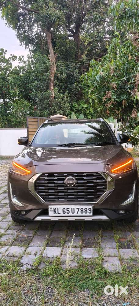 Nissan Magnite 1.0 Xv Premium, 2024, Petrol