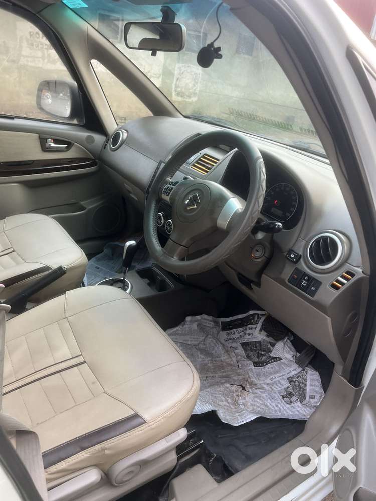 Maruti Suzuki Sx4 Zxi At Leather, 2010, Petrol