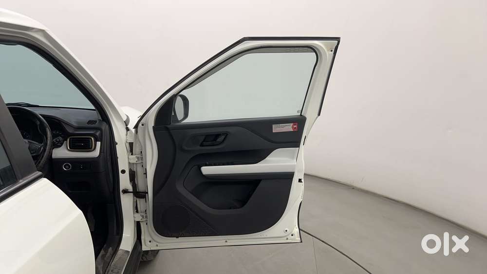 Tata Punch Accomplished Amt, 2023, Petrol