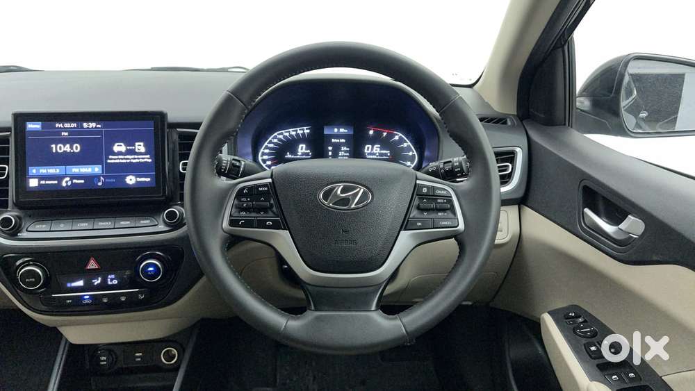 Hyundai Verna 1.5 Mpi Mt Sx (o), 2022, Petrol