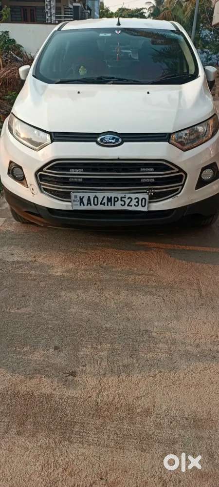 Ford Ecosport 2015 Petrol 117000 Km Driven