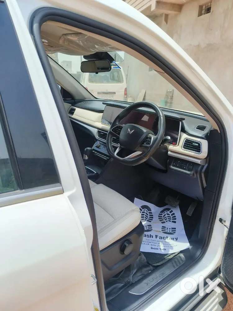 Mahindra Xuv700 Ax7l Awd 2.2 Diesel Automatic
