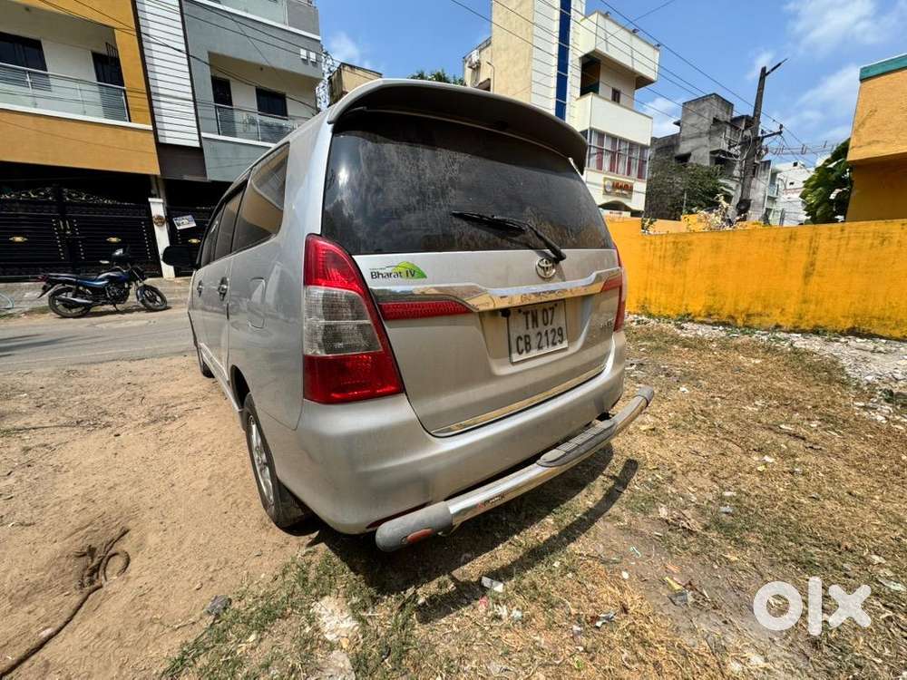 Toyota Innova 2015 Diesel Well Maintained