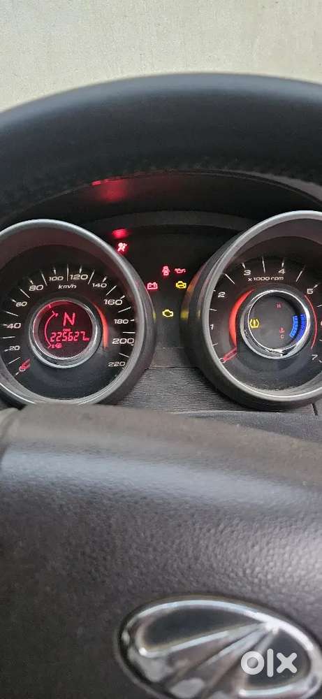 Mahindra Xuv500 2013 Diesel 225000 Km Driven