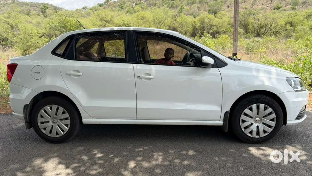 Volkswagen Ameo Petrol 2017