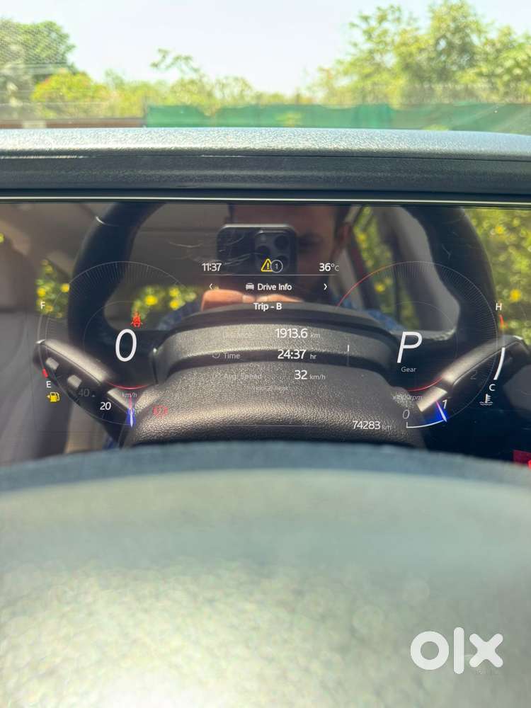 Mahindra Xuv700 2.0 Ax 7 Petrol At Str, 2022, Petrol