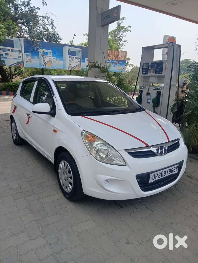 Hyundai I20 Magna 2011 Car