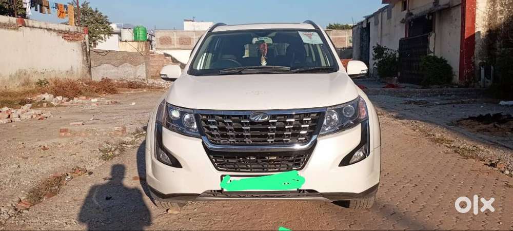 Mahindra Xuv 500 W9,alloy Wheel,sun Roof.