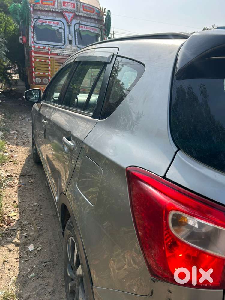 Maruti Suzuki S-cross 2018 Diesel Well Maintained