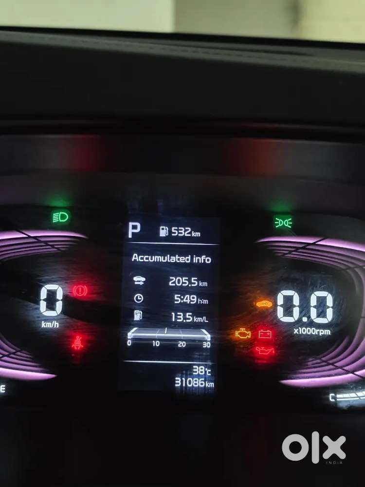 2022 Kia Carens Prestige Plus  Petrol At  31,000 Km