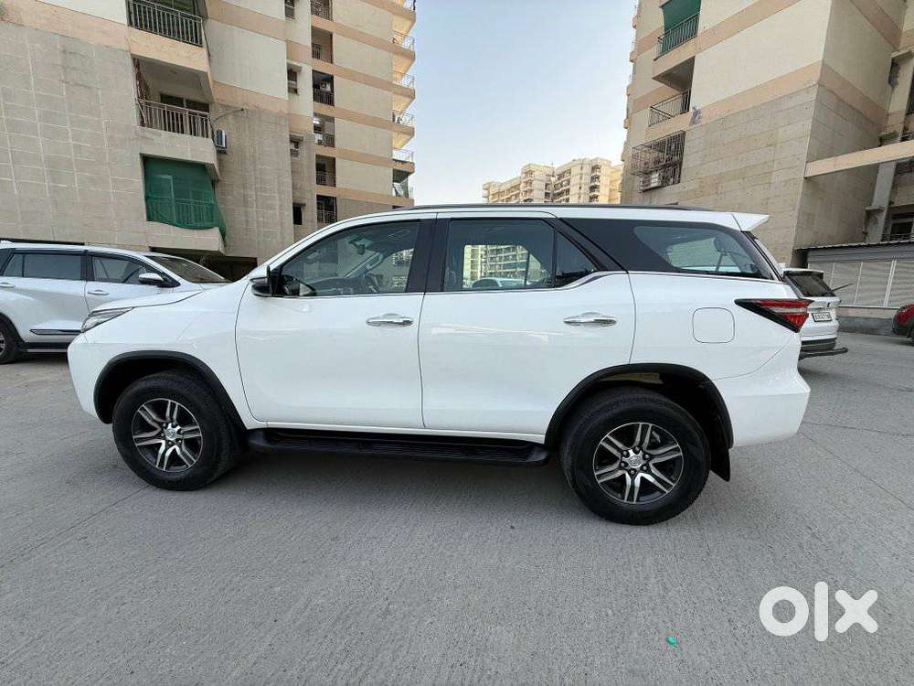 Toyota Fortuner 4x2 Mt 2.8 Diesel, 2023, Diesel