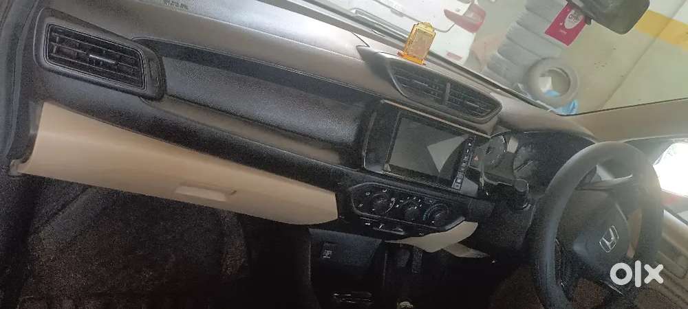Honda Amaze  Gen 2023 Petrol Well Maintained