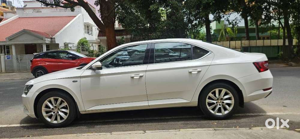 Skoda Superb Lk 1.8 Tsi At, 2018, Petrol